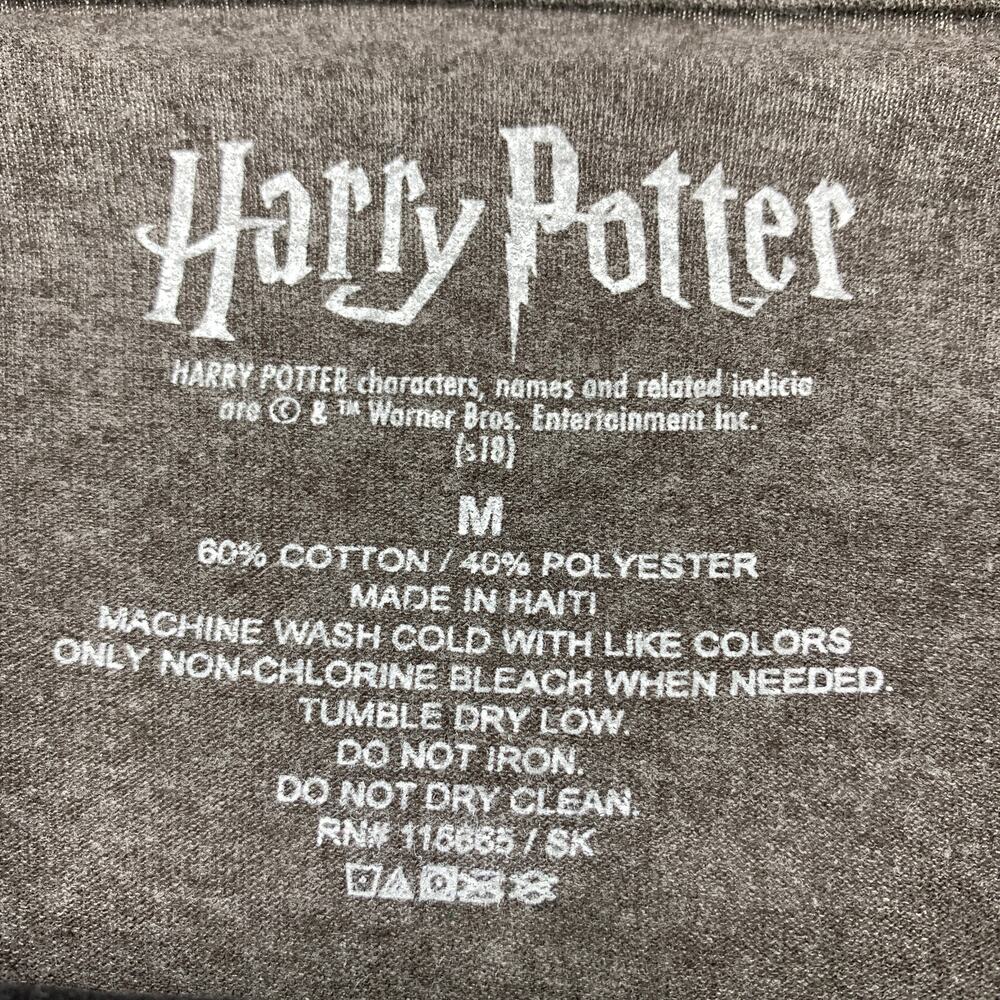 Harry Potter Crew Neck Short Sleeve T-Shirt Mens Size M Hogwarts Crest Graphic - Picture 6 of 6